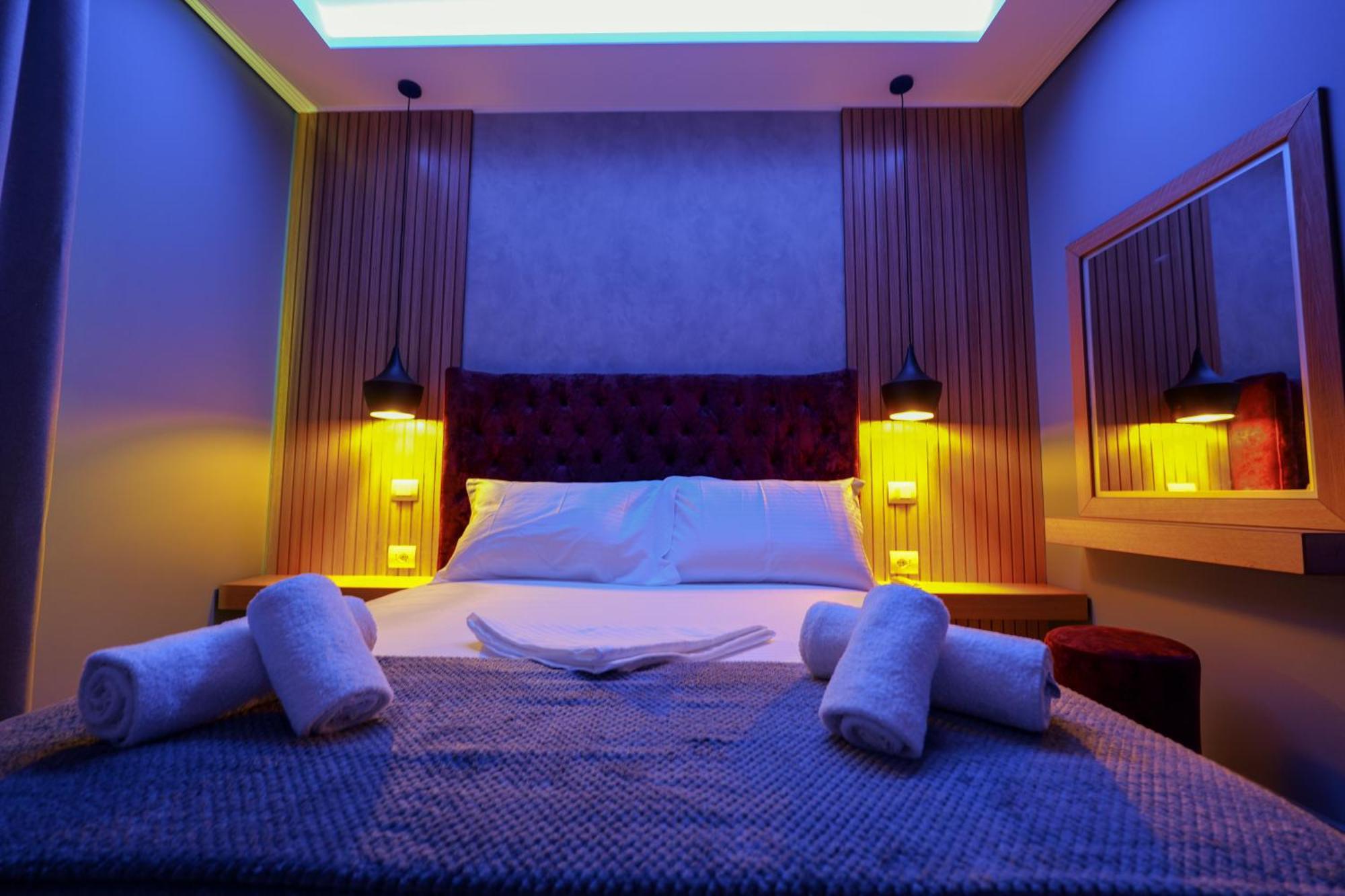 Hotel Piramida คซามิล ภายนอก รูปภาพ
