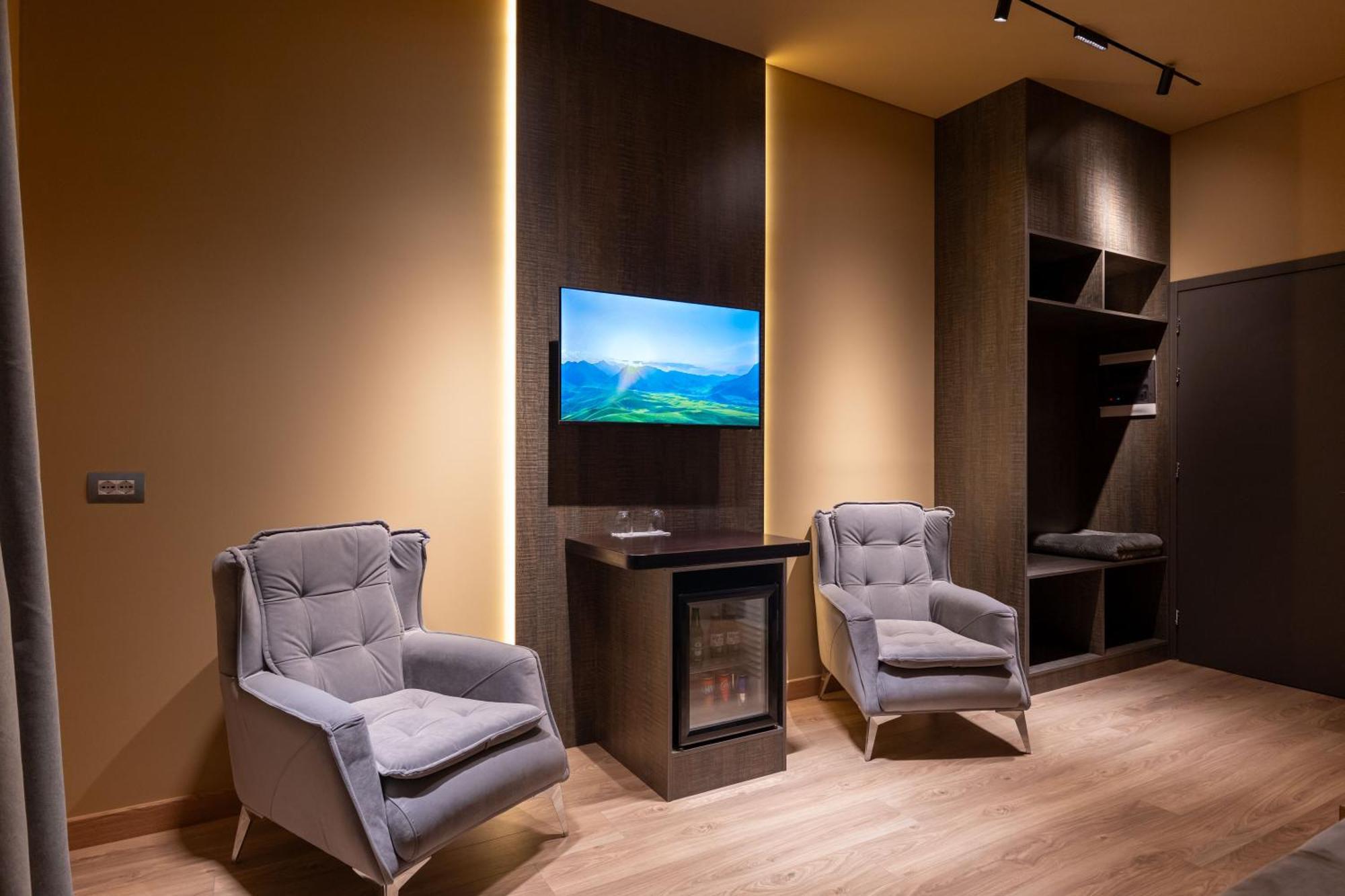 Hotel Piramida คซามิล ภายนอก รูปภาพ